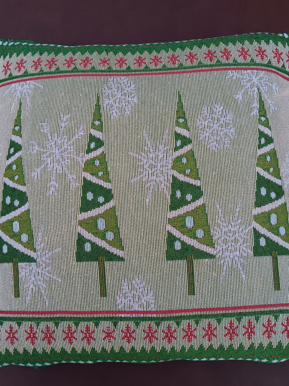 Holiday Evergreen Tree Decorative Pillow Cover With Pillow - Green 18"X 18"